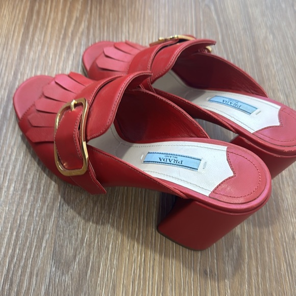 Prada red leather mules , gold buckle - Picture 3 of 3